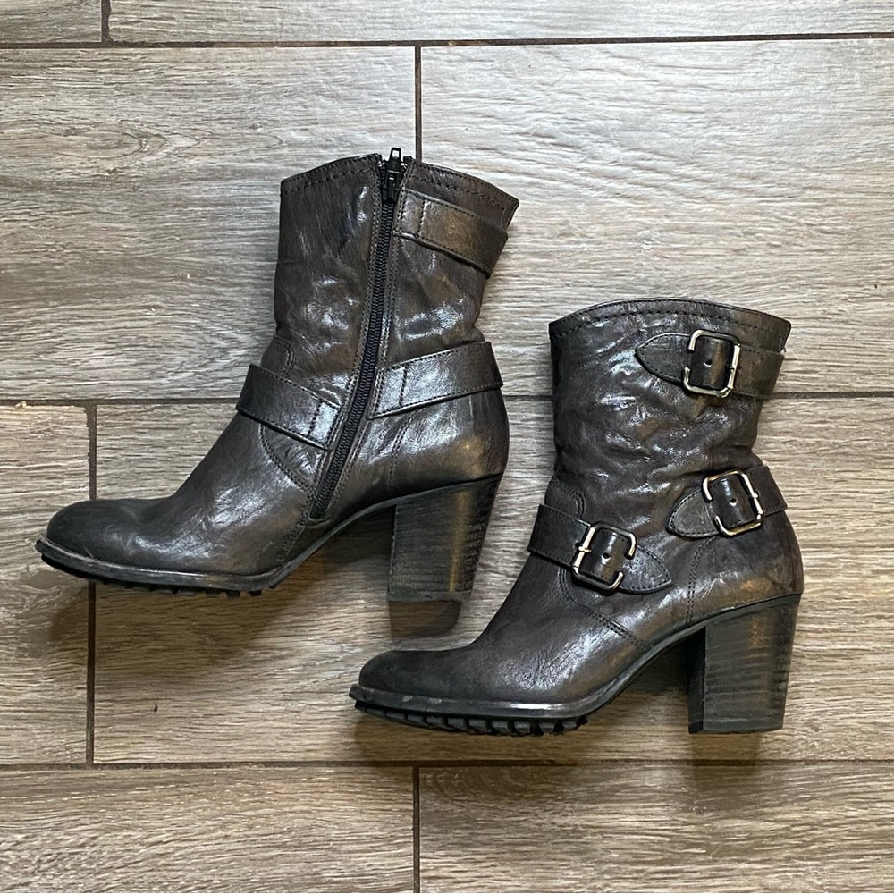 Paul Green Heeled Boots - Picture 2 of 9